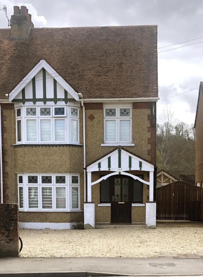 ソールズベリー Residential 3 Bed House Harnhamヴィラ エクステリア 写真