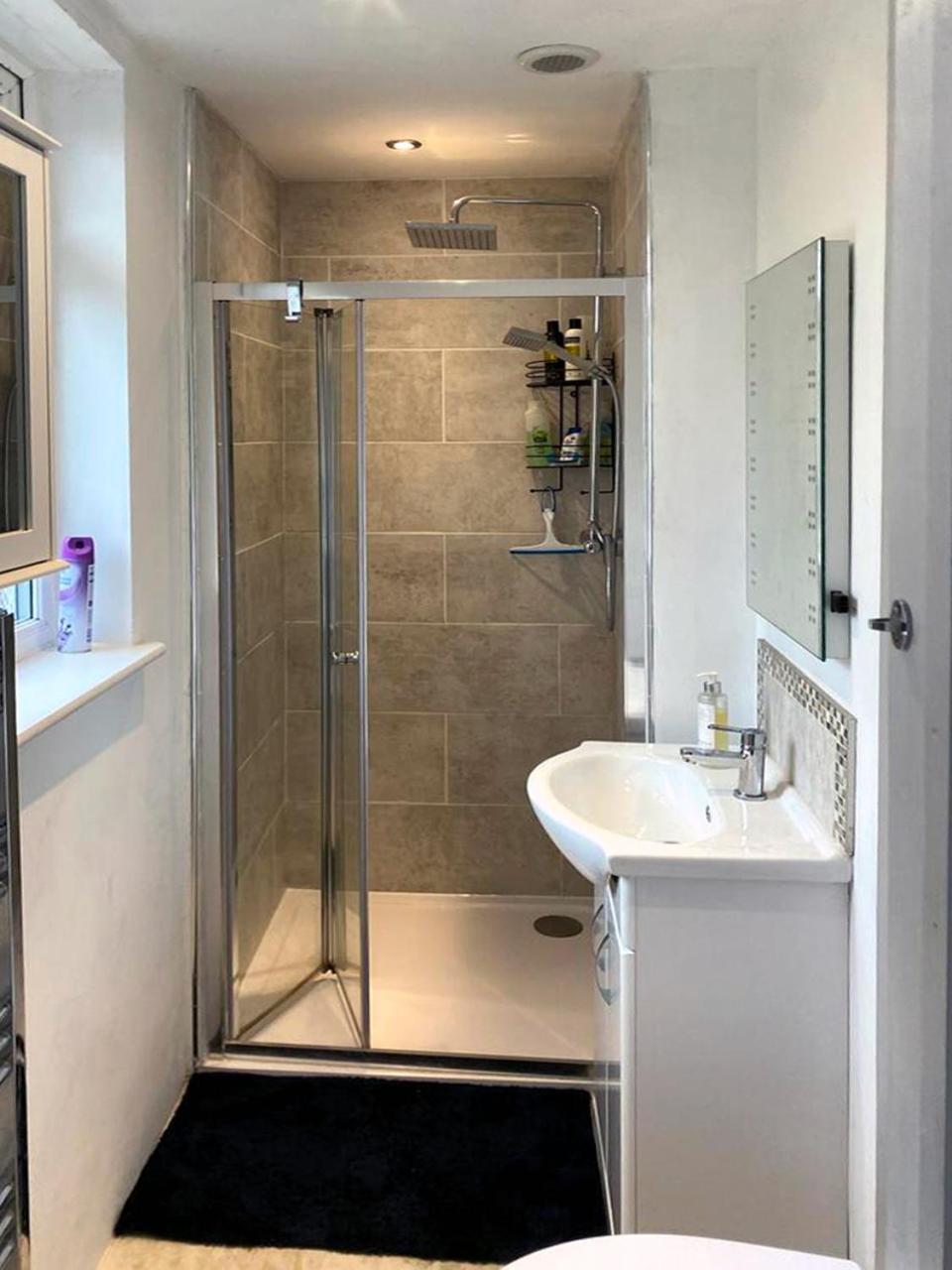 ソールズベリー Residential 3 Bed House Harnhamヴィラ エクステリア 写真